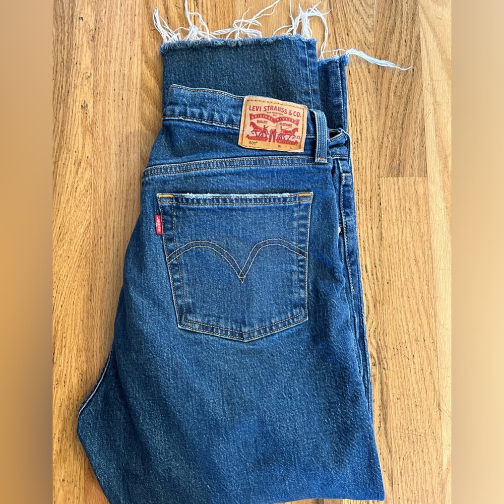 Levi's Blue Ankle & Cropped Jeans